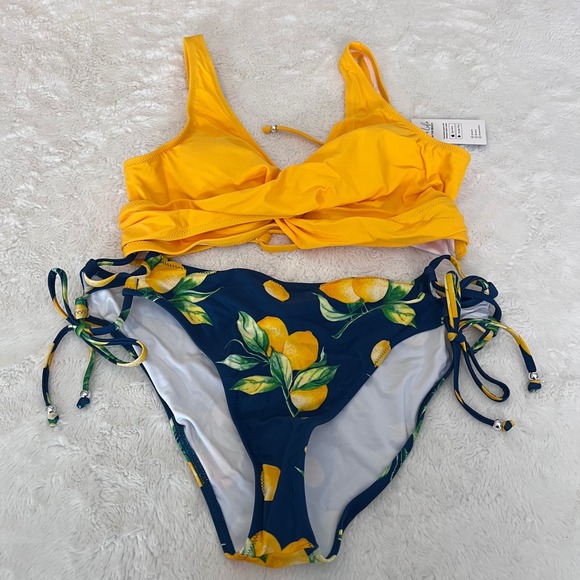 Cupshe Yellow Wrap Bikini Top Navy Lemon Print Side Tie Bottoms Set Size XL NWT - Picture 5 of 13